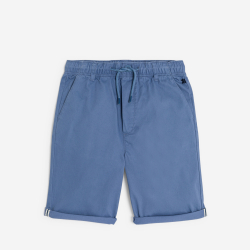 شورت سادة من القماش الأزرق...